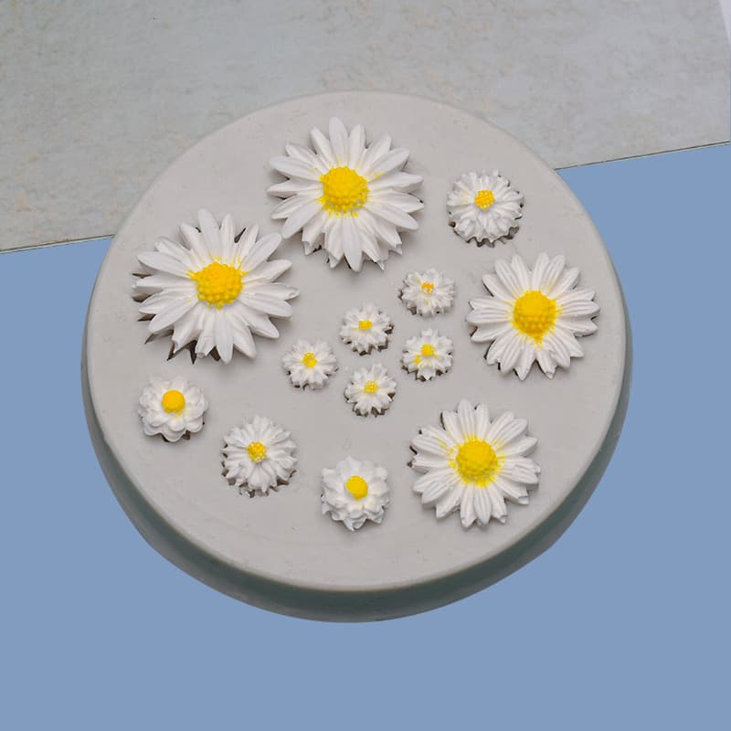 Little Daisy Sunflower Fondant Cake Decoration DIY Crystal Drops Aromatherapy Plaster Mould Home Baking Utensils