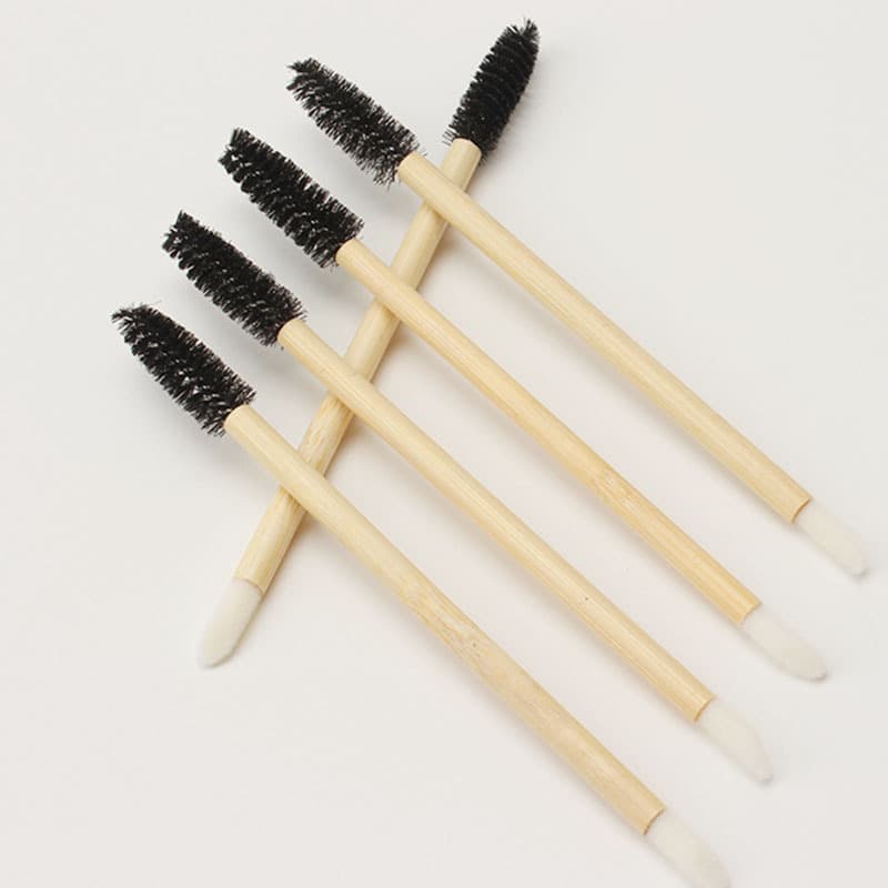 Dual-purpose double-ended bamboo pole eyelash brush lip brush disposable eyebrow and eyelash spiral brush makeup brush eyebrow brush tool wholesale