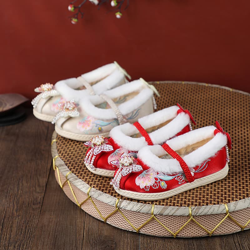 Winter Girls' Hanfu Shoes, Fleece-Lined Children's Embroidered Shoes, Ancient Style Cute Baby Princess Shoes, Ancient Costume Thick Cotton Shoes