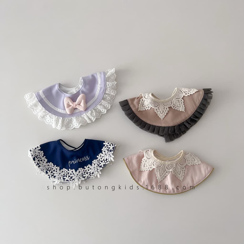 Baby 360-degree rotatable round cotton bib, lace saliva towel, princess baby all-match fake collar