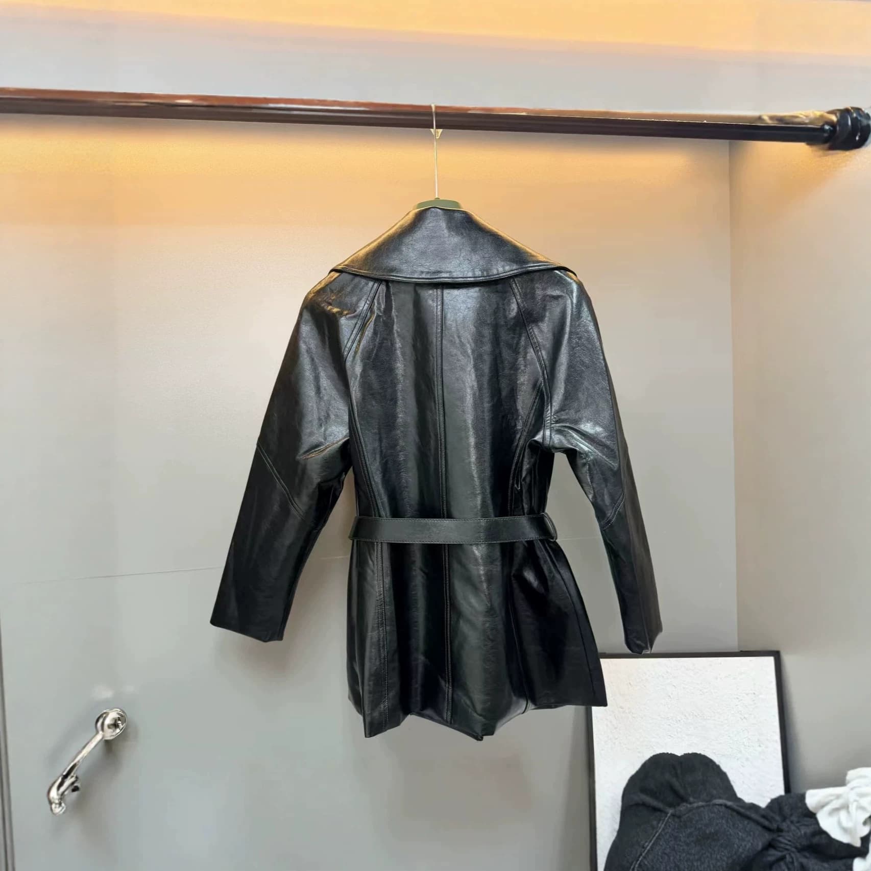 High-end sheepskin jacket for women 2025 autumn and winter goose down lining new Korean trendy versatile motorcycle jacket for women