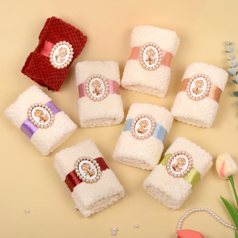 Baroque Towel Souvenir Gift Box Matching Wedding Wedding Birthday Coral Fleece Gift Practical Gift Wholesale