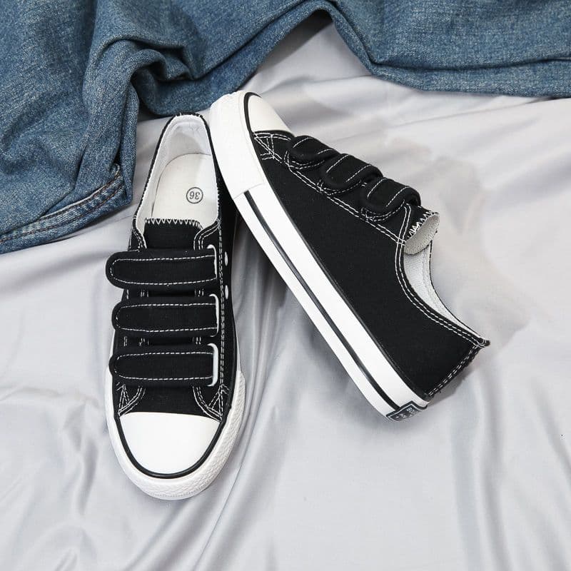 All-Black Velcro Canvas Shoes for Women, Breathable Ballerina Flats, Low-Top Casual Sneakers, Black Work Shoes, Student Skate Shoes