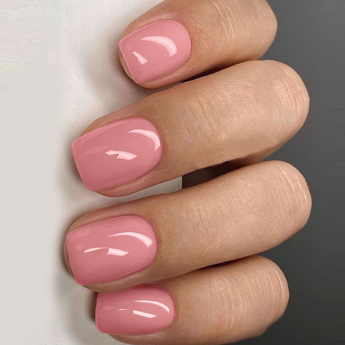 Hot Selling Wearable Nail Tips Premium Ins Style Short Square Nail Stickers Simple Glossy False Nails 24 Pieces