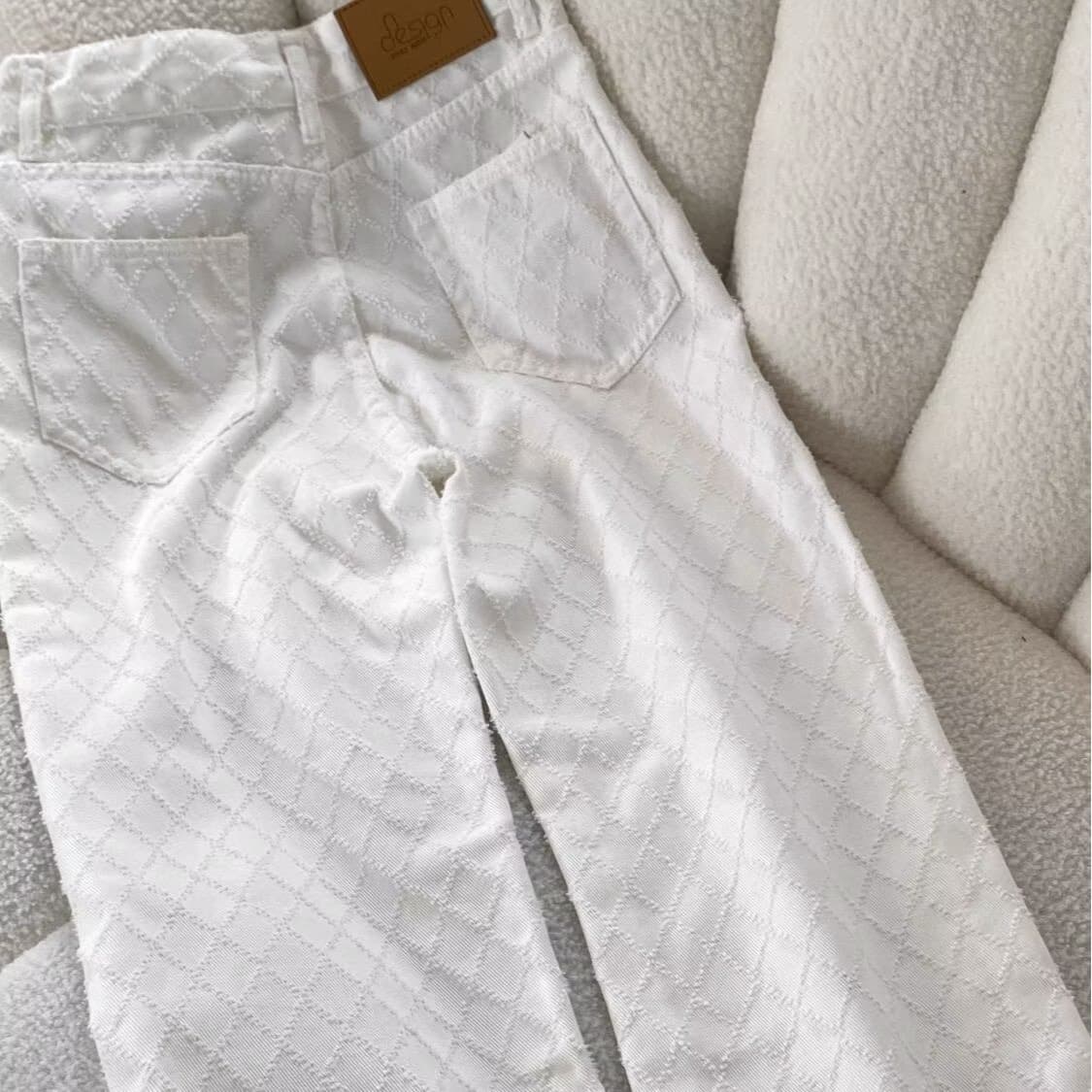 White Jacquard Wide-Leg Jeans for Men, 2026 Spring and Autumn New Popular High-Waisted Loose Drape Fashion Straight Pants