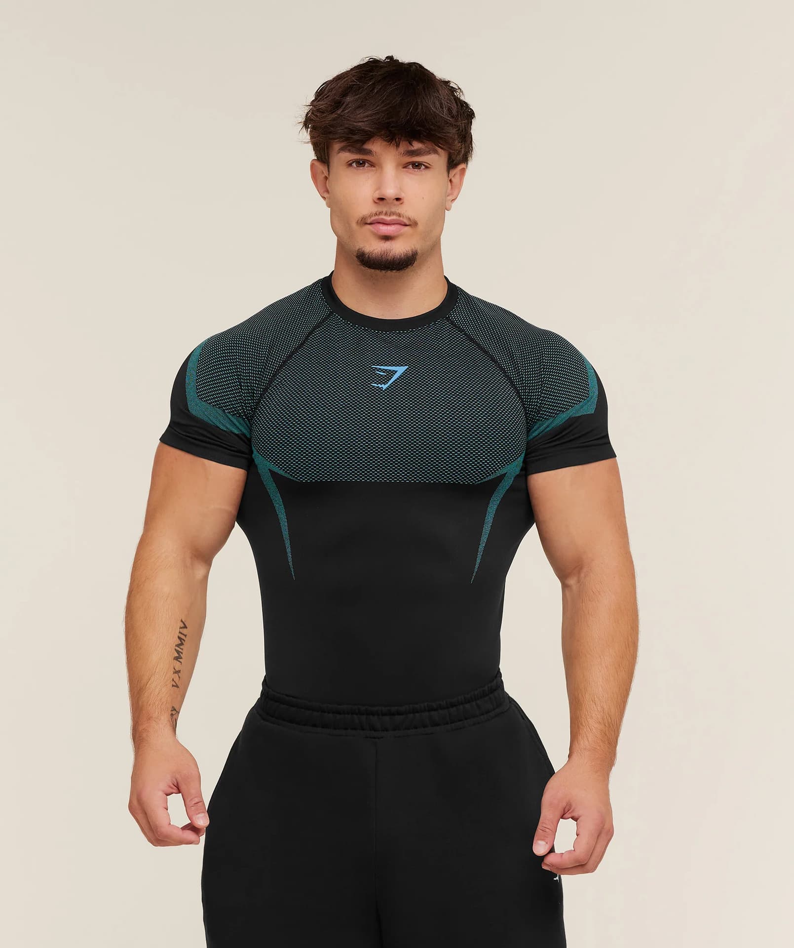 GYMSHARK/ONYX Men's T-Shirt Athletic Training Quick-Dry Breathable Stretch Crew Neck Short Sleeve Compression Workout Top