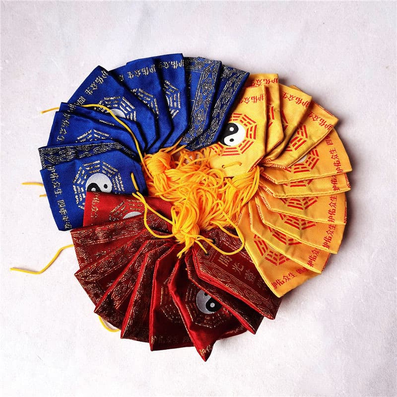 Manufacturer Wholesale Taoist Bag Eight Trigrams Pouch Fabric Incense Bag Red Yellow Blue Small Cloth Pouch Lucky Bag Blessing Empty Bag