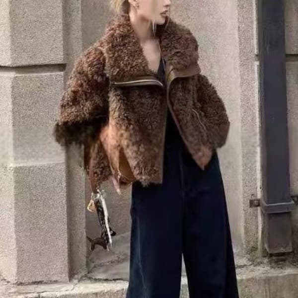 2025 Barn-style Lapel Lamb Wool Patch Fur Coat Women's Winter 2025 Fur Teddy Bear Jacket Short Style
