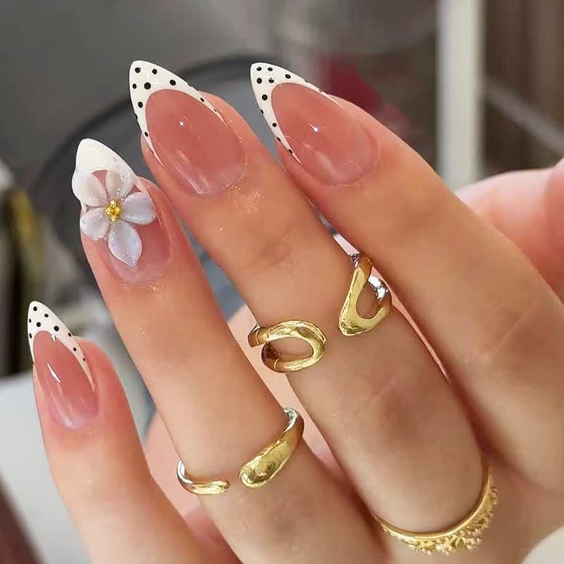 Cross-border Hot-selling 24-piece Black and White Polka Dot French Almond Press-on Nails Fashion Polka Dot Element Nail Tips Wholesale