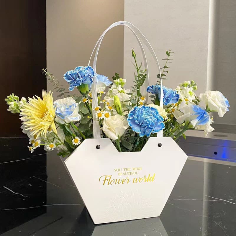 Mother's Day flower tote bag bouquet packaging bag flower arrangement flower basket holiday gift bag trapezoidal waterproof suitcase