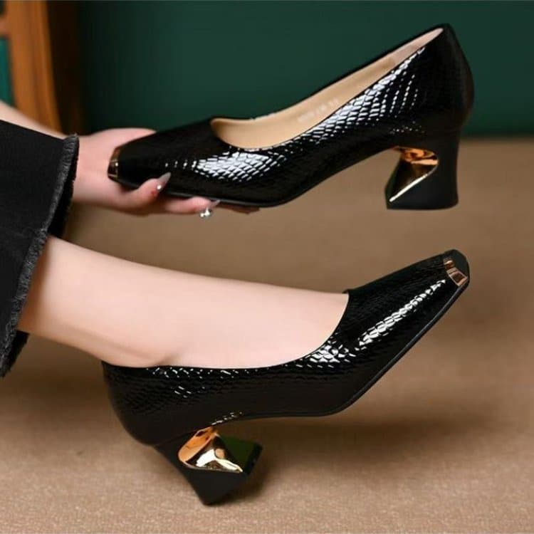 Square-toe Chunky Heel Loafers for Women 2025 Summer New Style Shallow Mouth Mid-heel Women's Shoes Versatile Low-heel Leather Shoes
