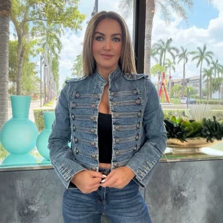 Ready stock - New European and American classical Napoleon coat metal rib buckle design shoulder straps washed denim short top