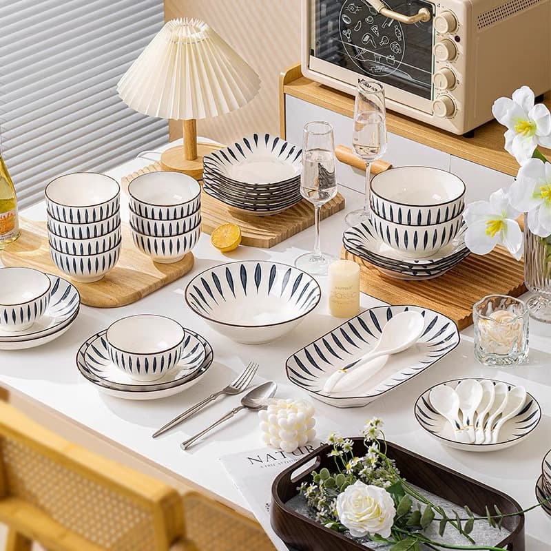 Simple Japanese-style Household Ceramic Bowl and Plate Set, Rice Bowls, Noodle Bowls, Soup Bowls, Serving Plates, Creative Matching Tableware