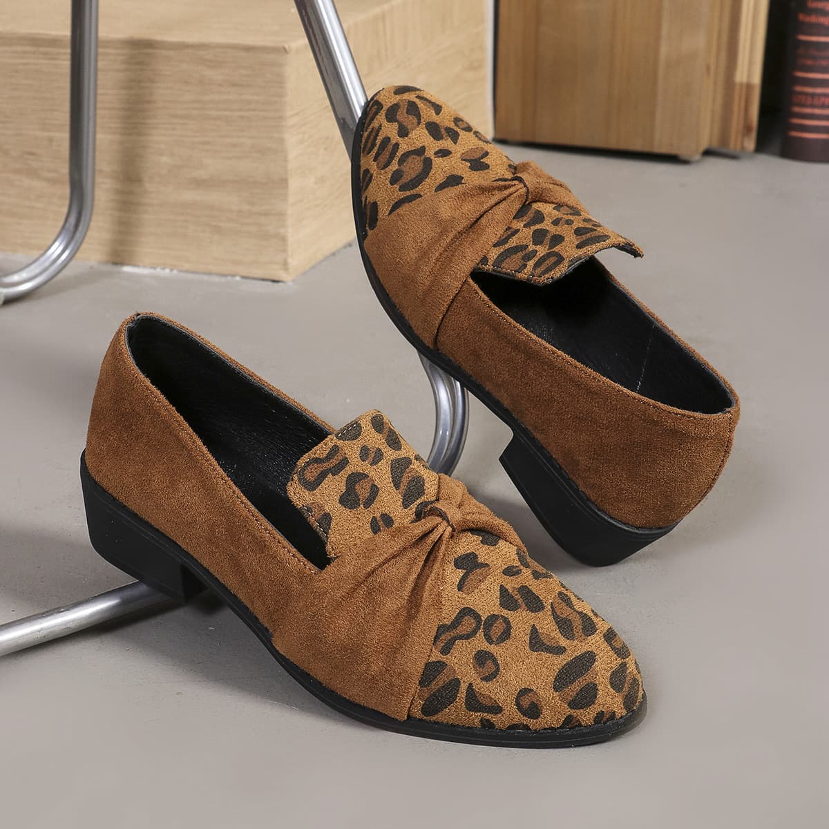 Fashionable Leopard Slippers 2024 Spring Summer New Arrival Casual Women's Single Shoe Polyamide Sole Rubber Surface China Made