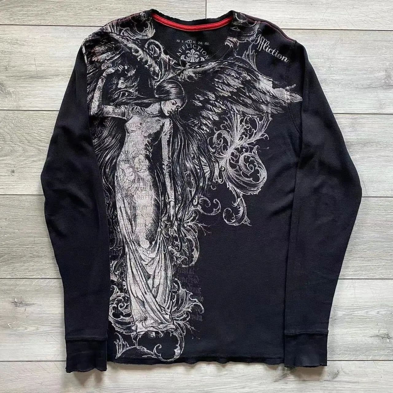 Amazon Men's Japanese Comic Retro Angel Round Neck Long Sleeve T-Shirt Pullover Top Long Sleeve