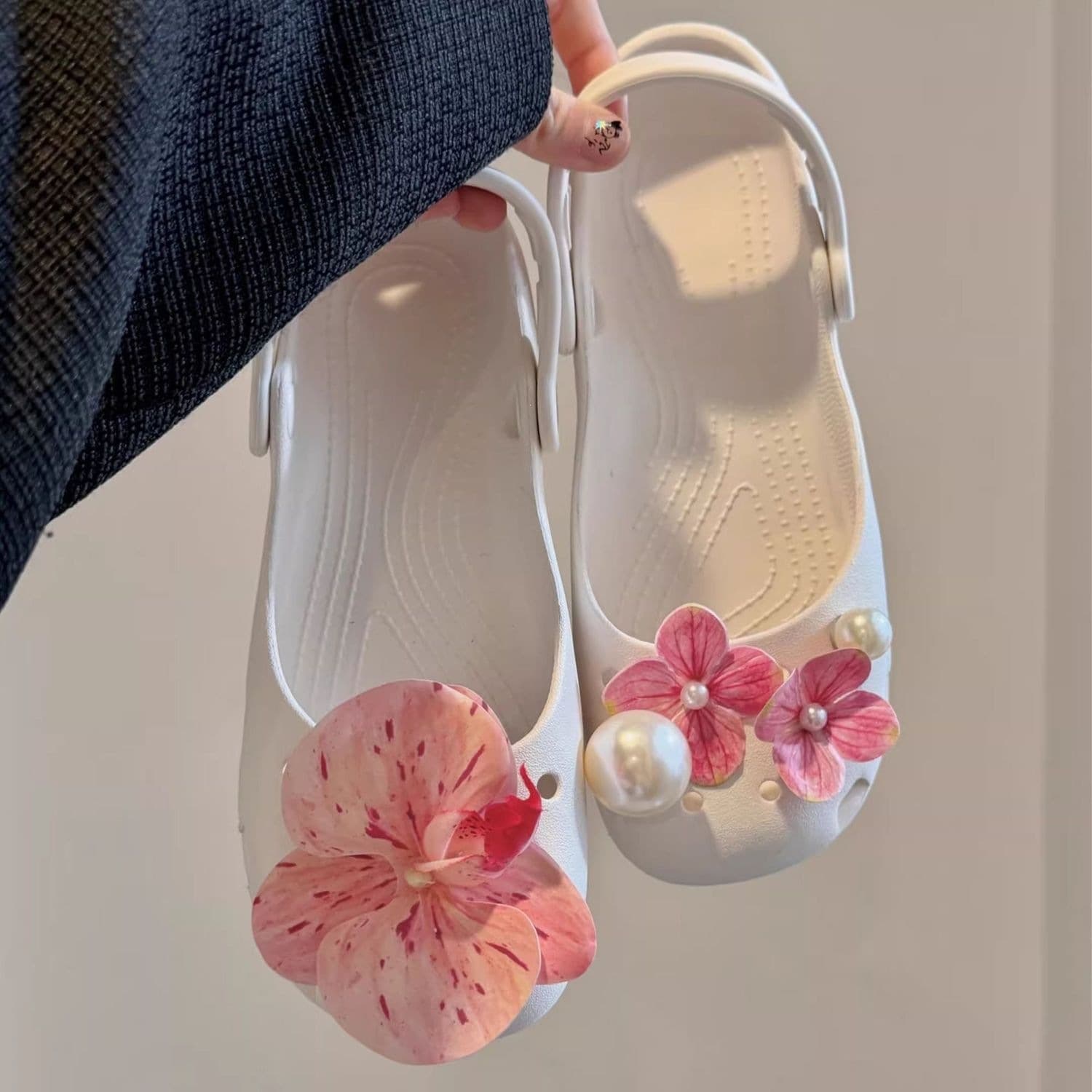 Ballet Crocs New Cross-border E-commerce Dropshipping Slip-On Women's Slippers Summer Sweet Style Beach Crocs for Outerwear