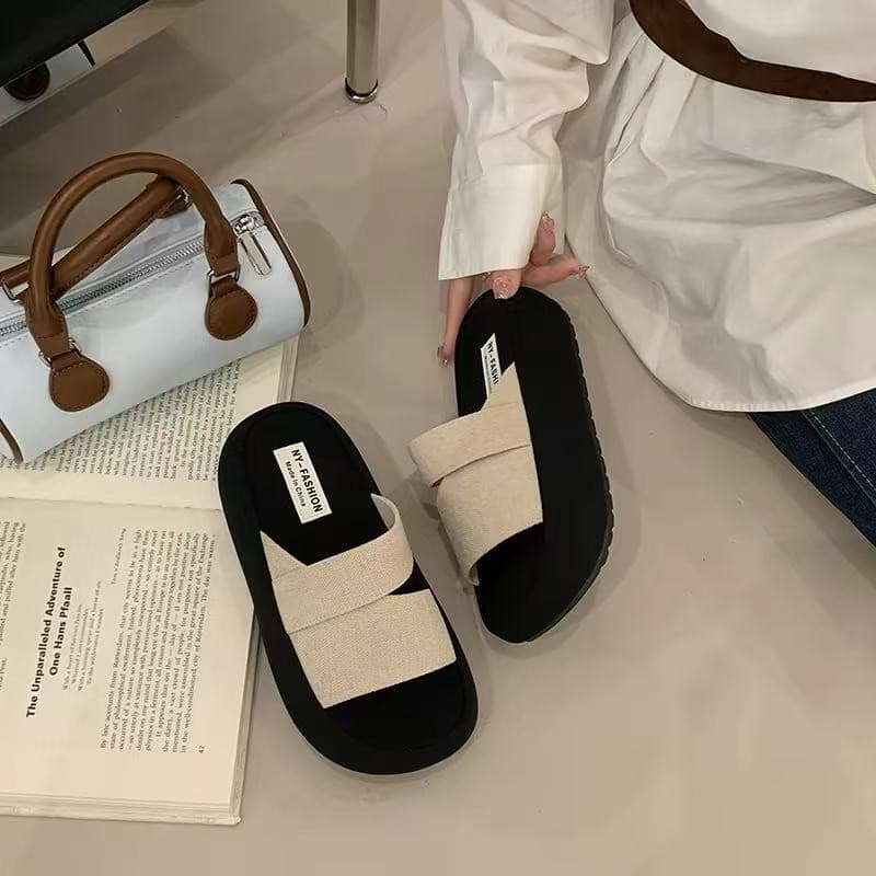 Platform Thick Sole Height Increasing One-Strap Slippers Women Summer Outdoor 2026 New Trendy for Dresses Beach Simple Sandals