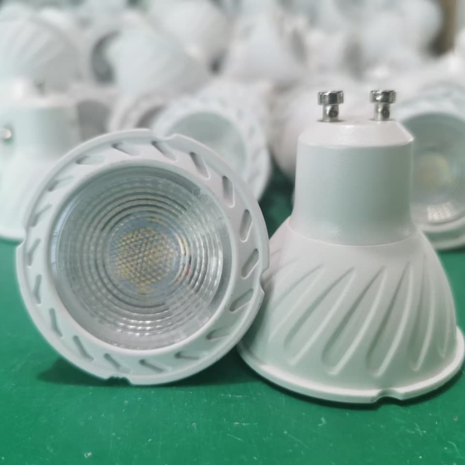 Direct Sales 5W7W9W SMD Ceiling Light Downlight Spotlight Light Source Twisted Recessed Edge LED Plastic Coated Aluminum Lamp Cup