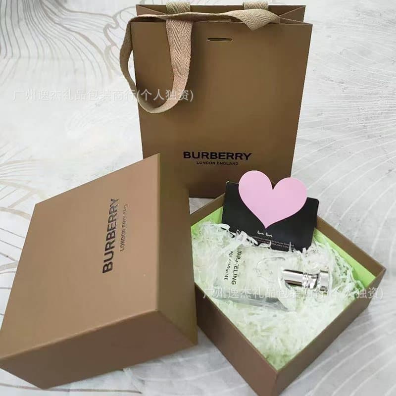 Burberry/Li Pink Love Song Pink Plaid Perfume Gift Box Gift Bag Packaging Empty Box Cosmetic Perfume Paper Bag Shopping Bag