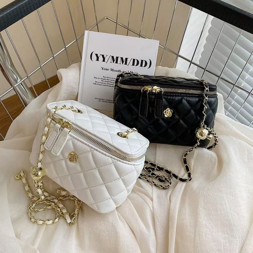 Secret Garden 2024 New Camellia Diamond Chain Box Mini Bag for Women Summer Mini Shoulder Crossbody Bag Hard