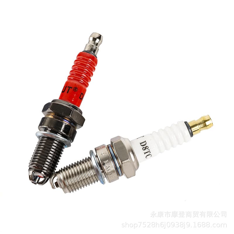 ATV Sand Buggy Off-Road Motorcycle Parts CG150 200 250 Three-Claw D8TJC Spark Plug