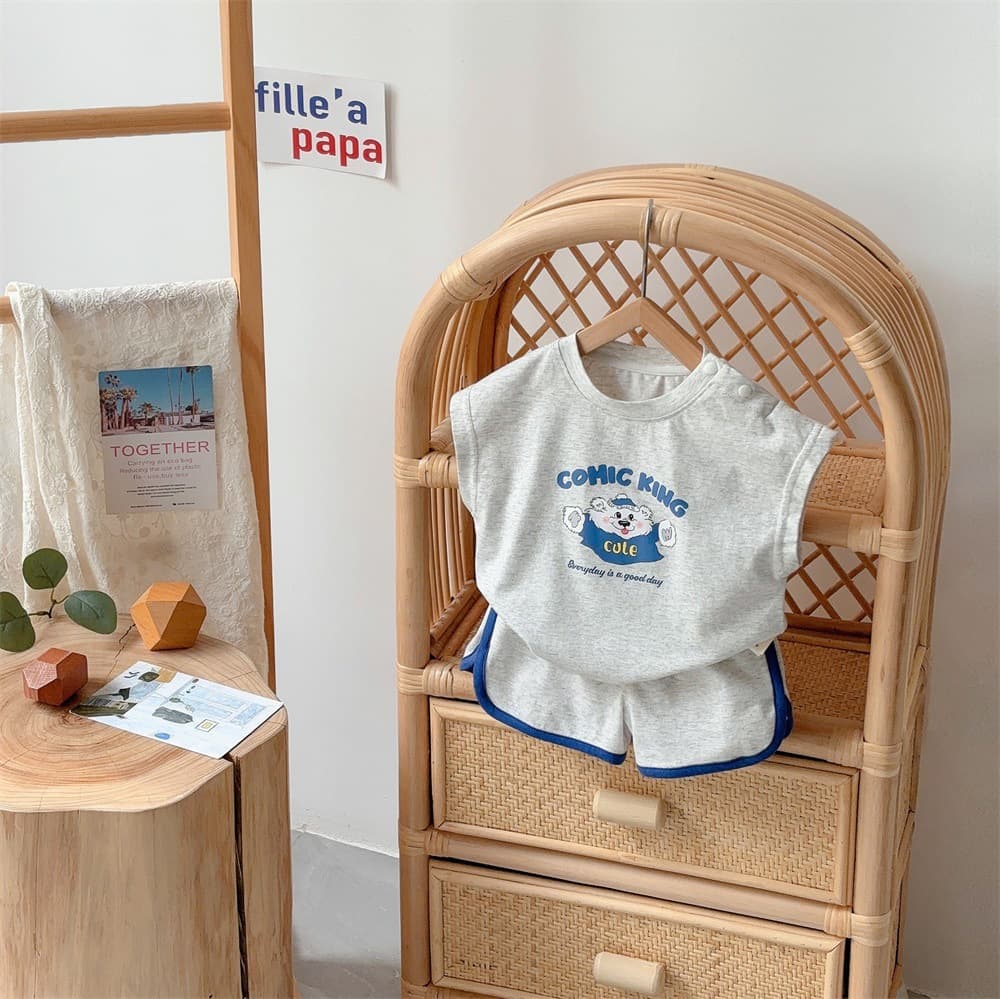Boys summer suit 2024 new style 1-3 years old children's summer sleeveless t-shirt vest shorts sports style two-piece set