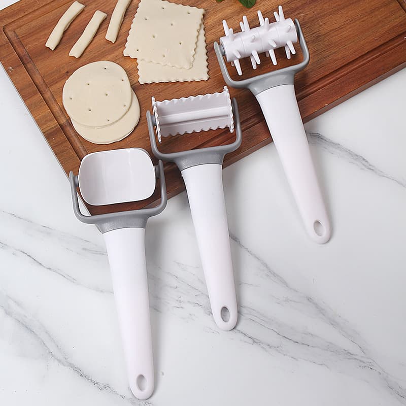 Cross-border Rolling Pin Non-stick Dough Rolling Stick Patterned Plastic Lattice Cutter Creative Flower Cutter Noodle Cutter Multi-purpose Roller