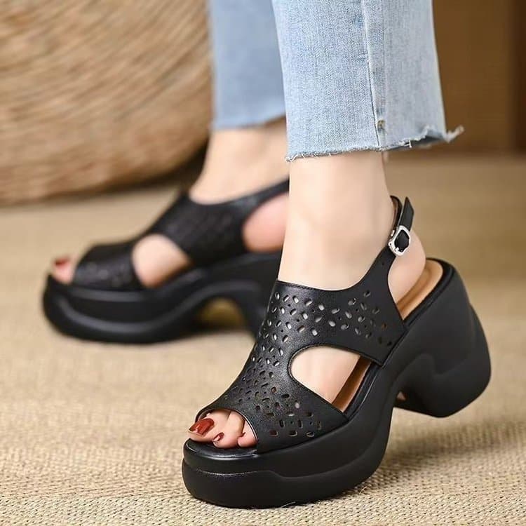 Soft Leather Thick Sole Roman Sandals for Women 2026 New Style Summer Chunky Heel Hollow Breathable Soft Sole Buckle Strap Women's Sandals