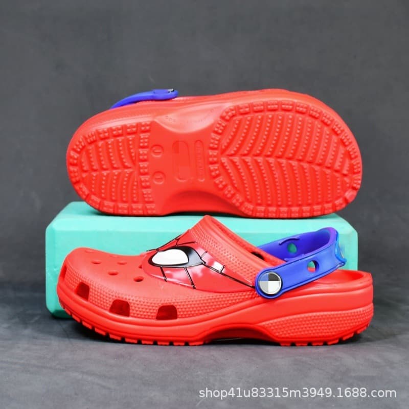 New Summer Spider-Man Closed-Toe Red Big Eyes Kids Sandals Beach Shoes 2-in-1 Crocs