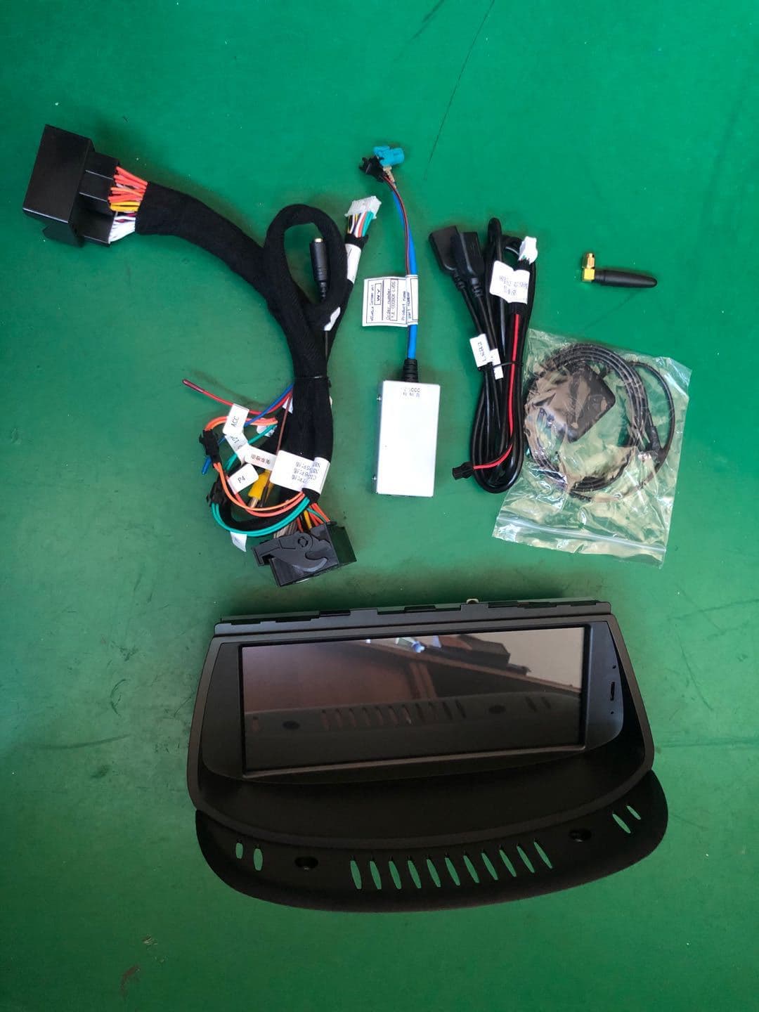 For BMW E60 Android Large Screen Navigation Dedicated Unit Standard with Karaoke and Blind Spot