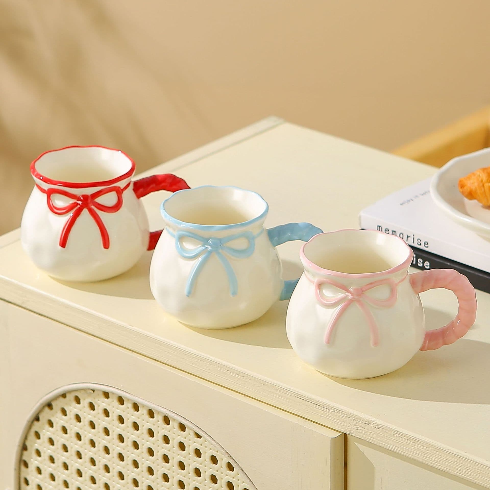 Creative Gift Bag Shaped Ceramic Mug for Women, Home Water Cup, Breakfast Coffee Cup, Bowknot Ceramic Cup