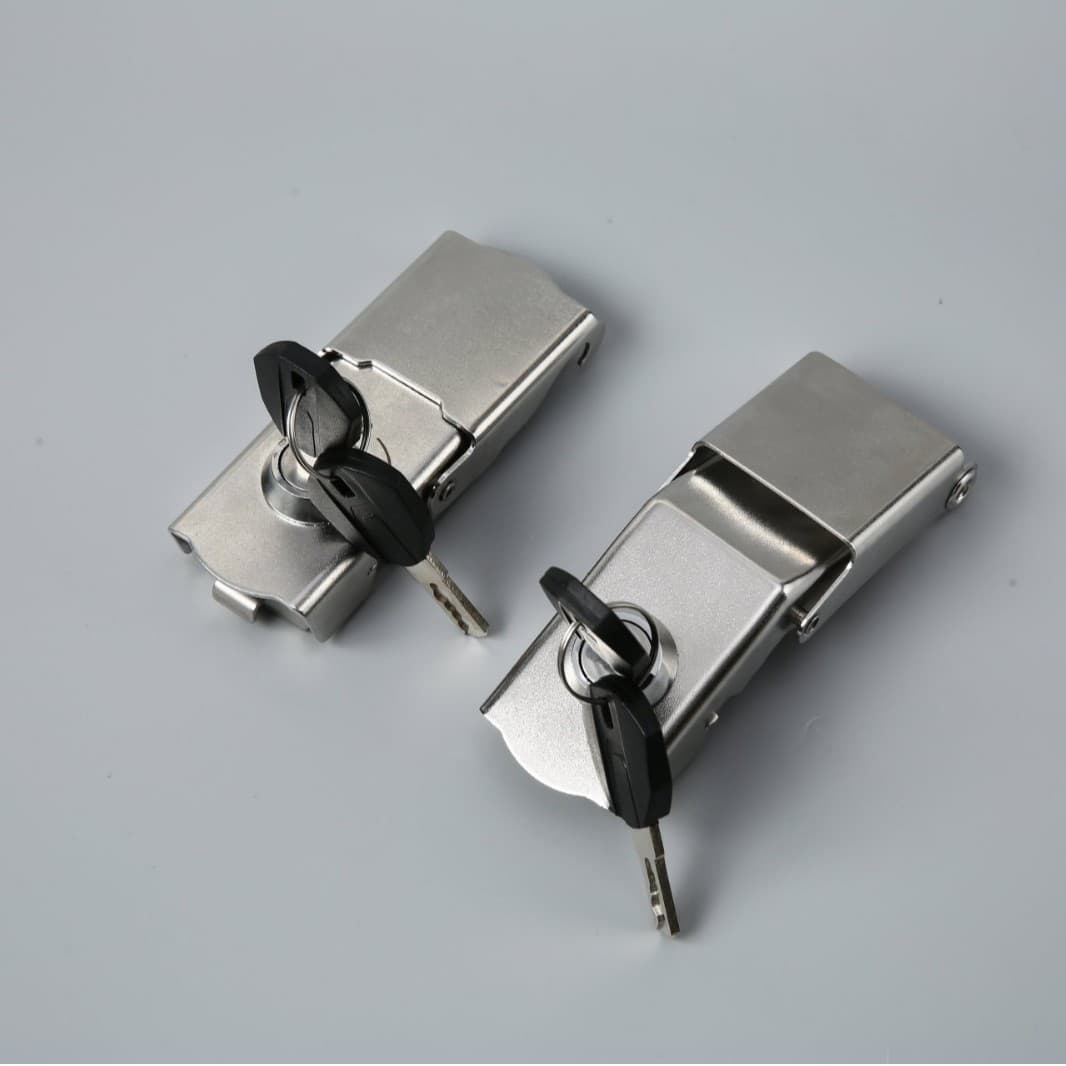 Universal Motorcycle Top Case, Large Capacity Stainless Steel Latch Trunk for Scooters and Electric Vehicles with Lock