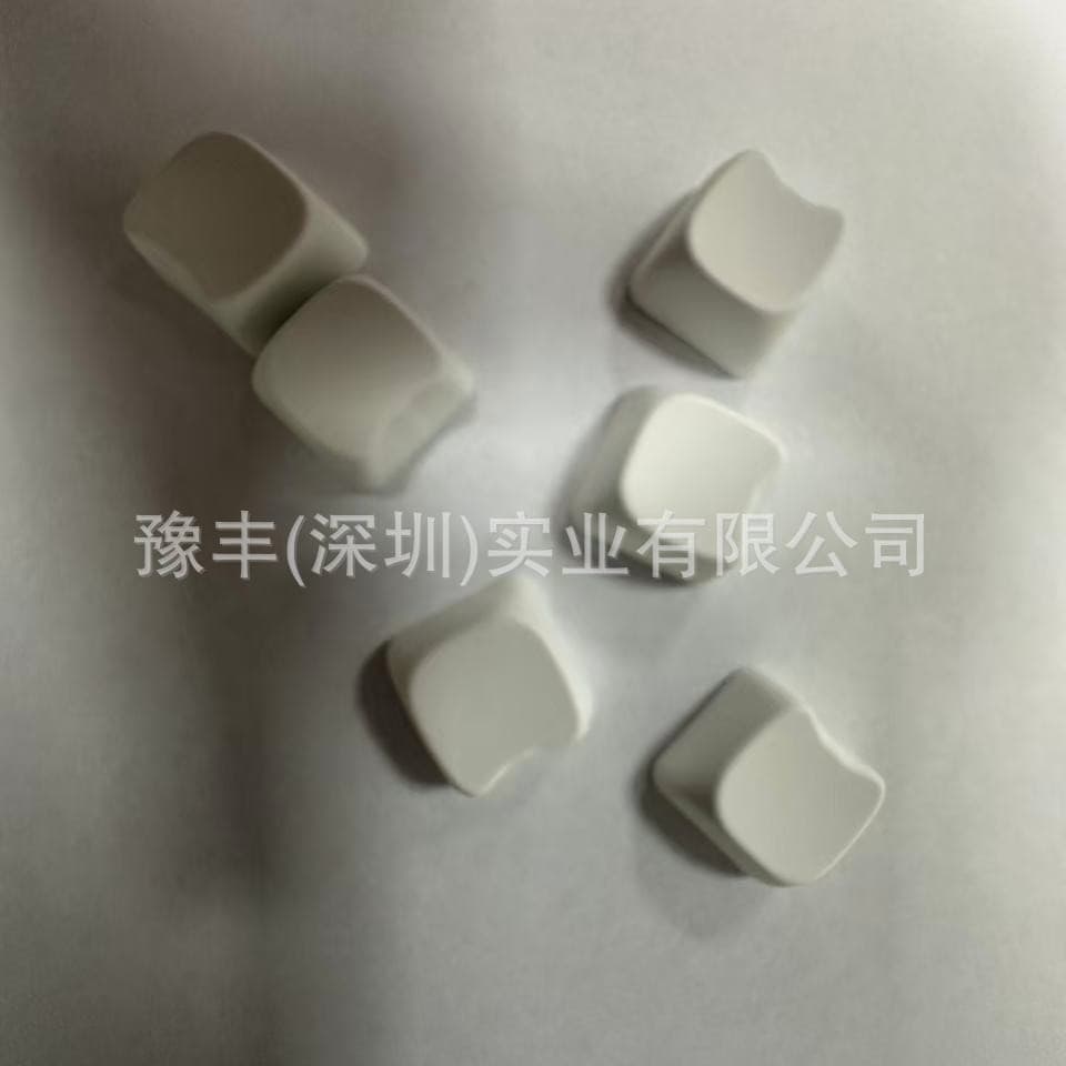 Cat head custom keycaps can be made into colored MOA height mechanical keyboard keycaps.