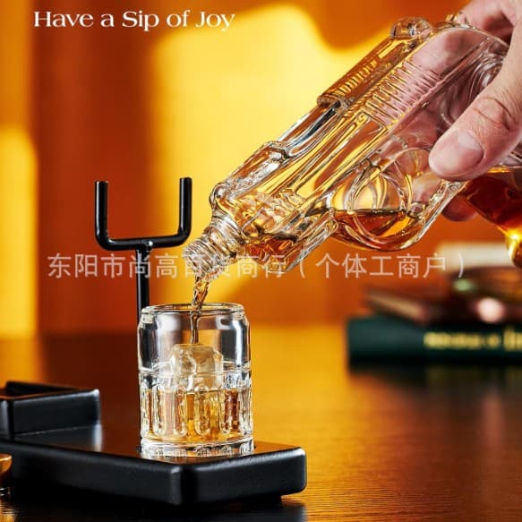 Independent Station Kollea Gun Whiskey Decanter Men's Set