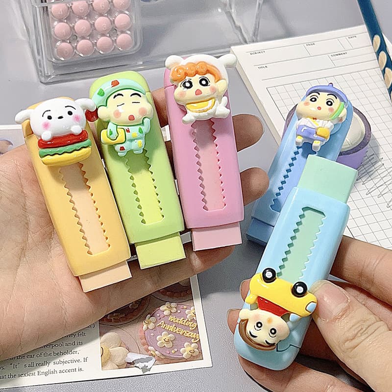Cartoon Shin-chan Push-Pull Eraser, Cartoon Stationery for Students and Children, No Residue, No Dust, Exam and Drawing Telescopic Eraser