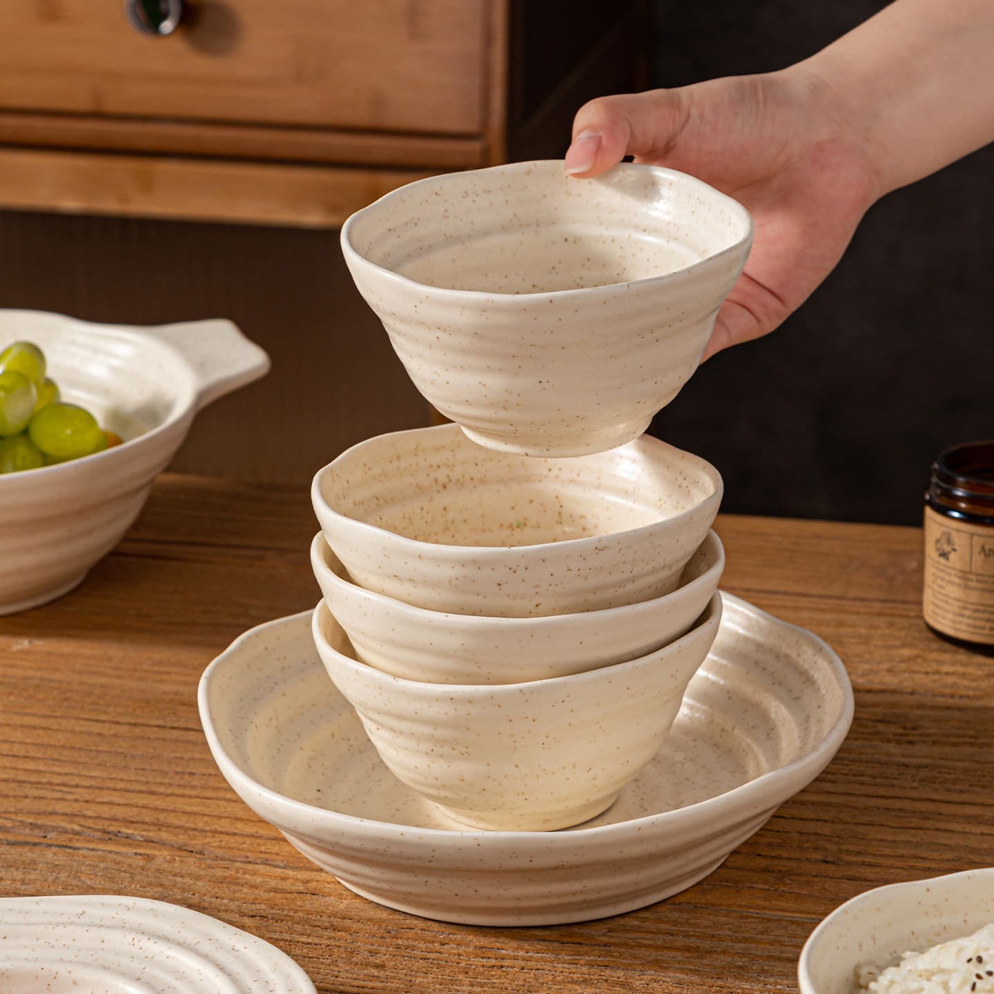 Retro Style Ceramic Rice Bowl Home Use 2026 New Model High Appearance Dish Plate Fish Plate for Home Hotel Wholesale