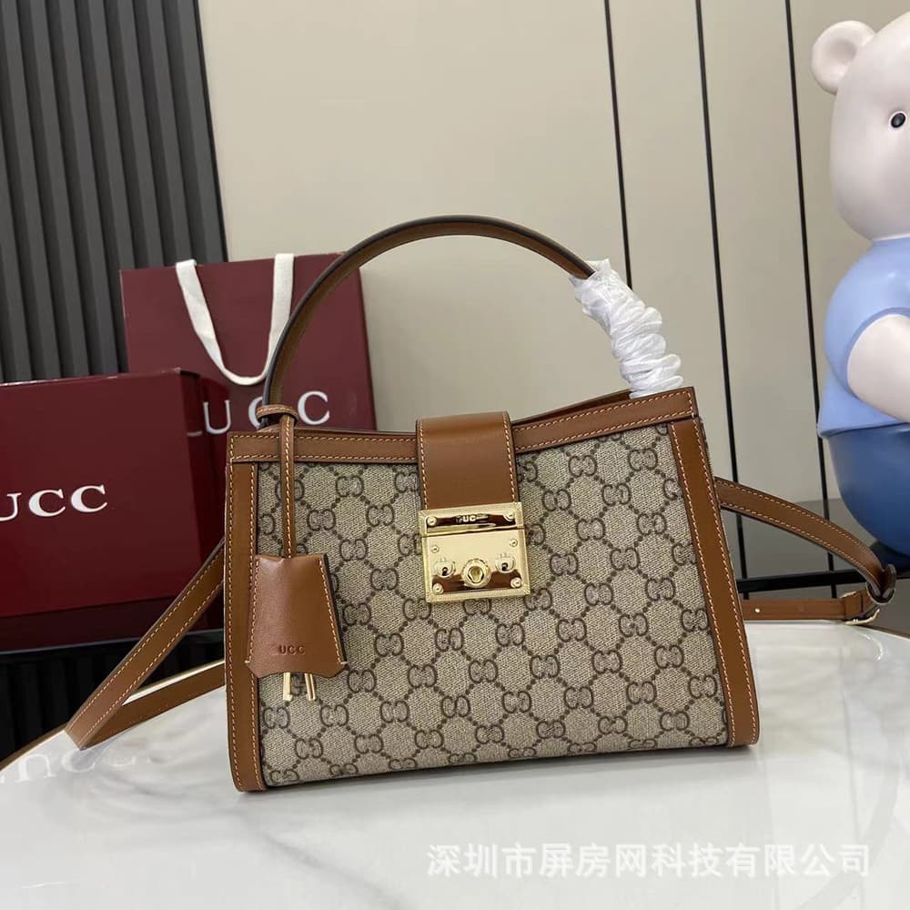 2025 new cool Gucci shoulder crossbody bag Padlock series medium handbag women's bag armpit bag
