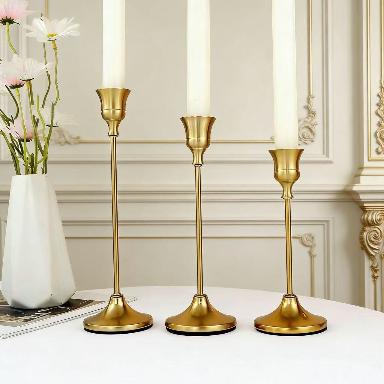 Amazon Best-Selling Bell Candle Holder Decor Vintage Iron Candle Holder 3-Piece Set Simple Romantic Trumpet Candle Holder
