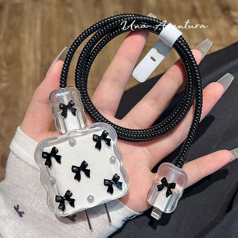 Epoxy black bow charger protective cover suitable for Apple 15 mobile phone 20w fast charging 14 data cable cable holder