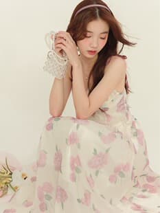 French Floral Romantic Sweet Slip Dress Gentle Waist Slimming Midi Dress Summer A-Line Dress