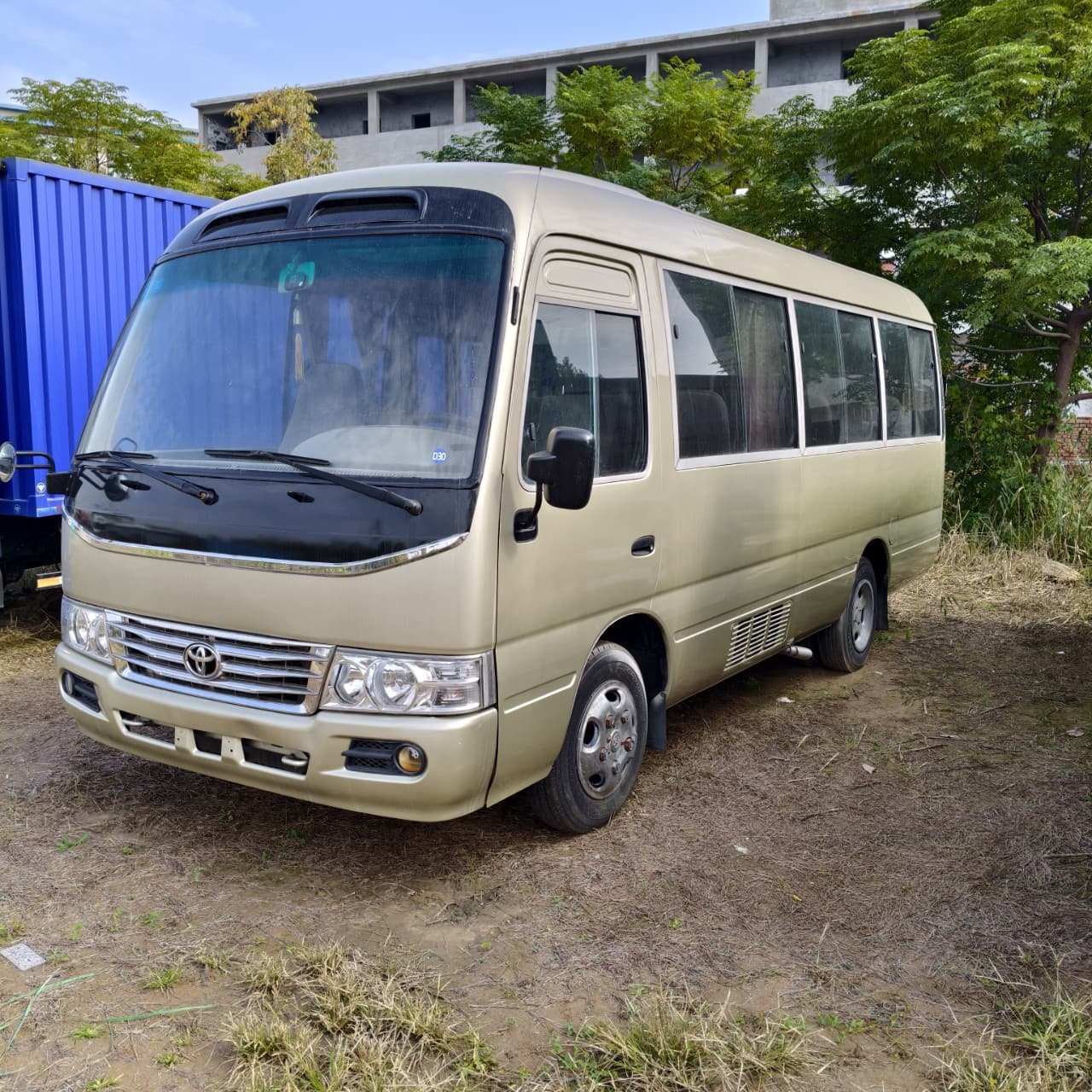 Export Used Coaster 19-23 Seater Minibus Business Tourism Small-Medium Bus