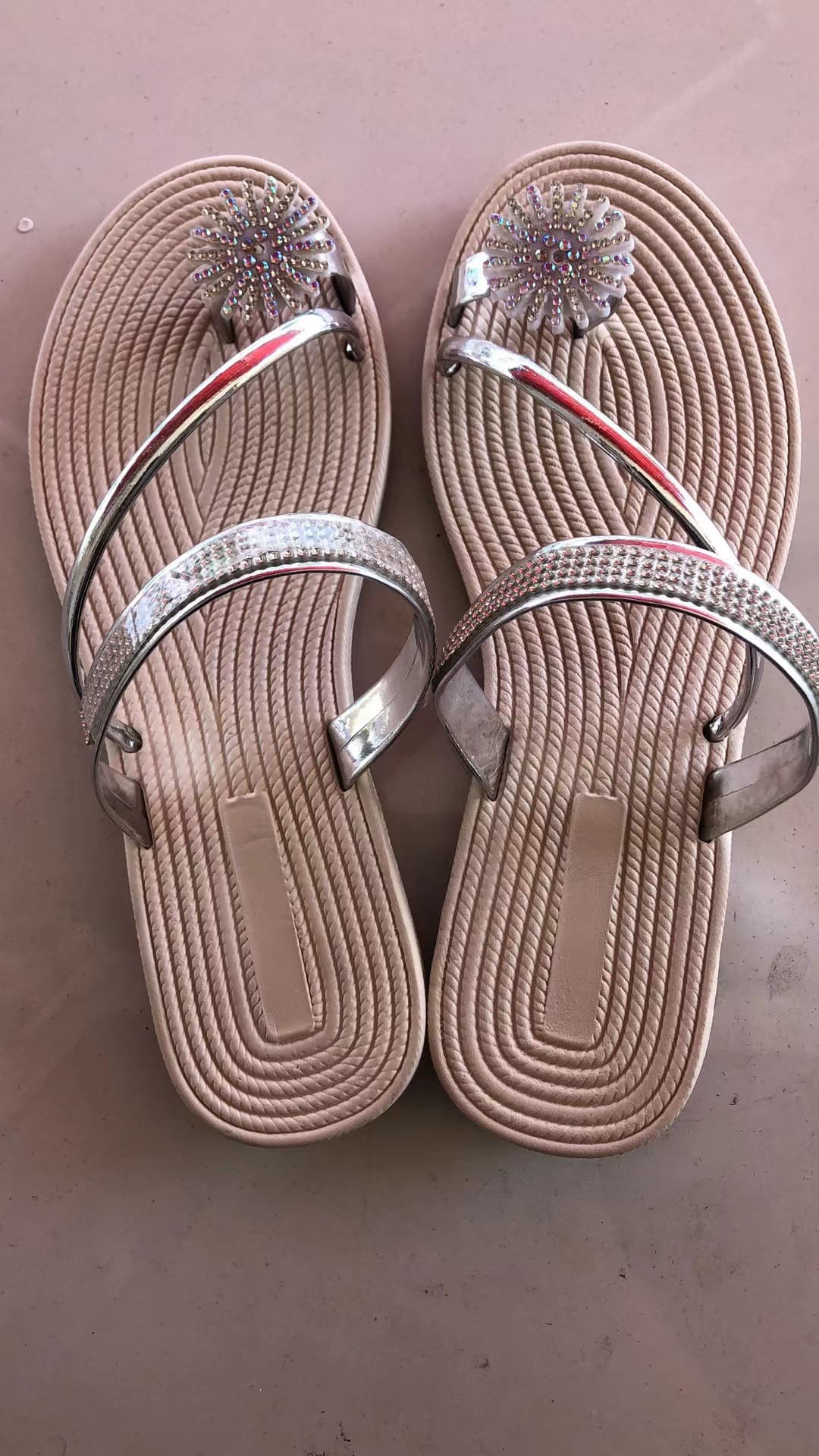 Large Size Open Toe Sandals for Women Summer Beach Flat Sandals with Rhinestones Women Shoes
