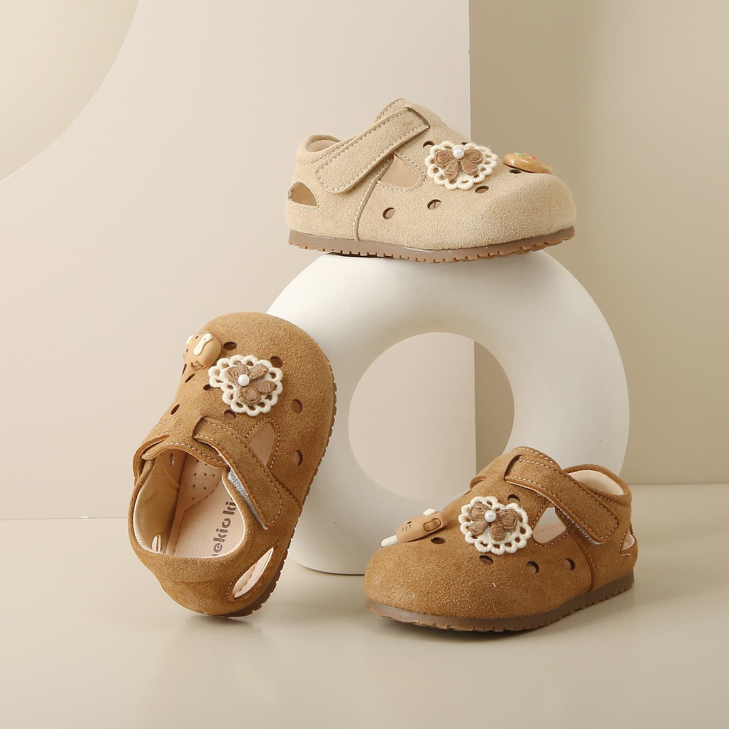 Baby Girl Sandals Hollow Breathable Clogs Korean Style Anti-slip Soft Sole Walking Shoes for 1-3 Years Summer