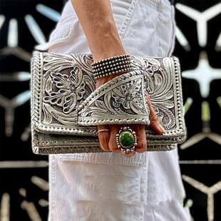 Cross-Border Western Style PU Silver Pattern Clutch Bag Vintage Leather Embossed Large Capacity Evening Banquet Bag