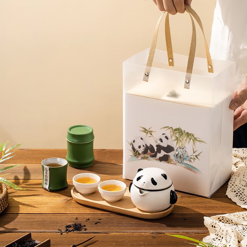 Chinese Characteristic Gift for Foreign Friends, Sichuan Chengdu Specialty Cultural Creative Panda Tea Set Gift Box Business Souvenir