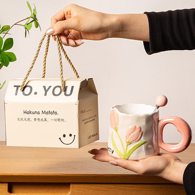 Graduation gift for female teacher, high-value practical ceramic mug, souvenir for home use