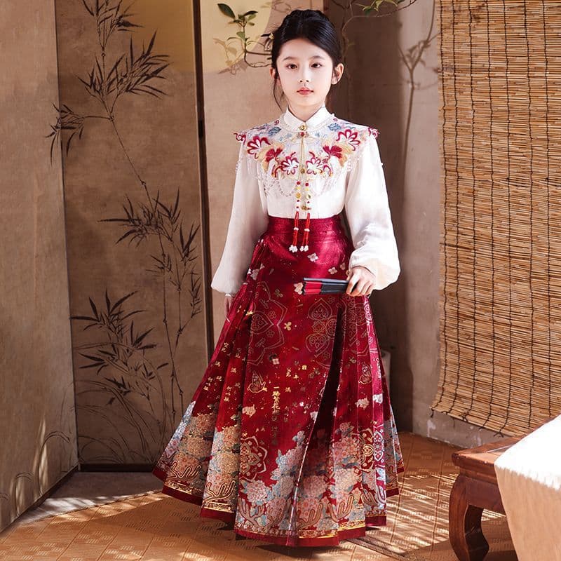 ⭐Girls' winter Hanfu new style children's winter Chinese style horse face skirt suit girls' new Chinese style ancient costume to celebrate the New Year