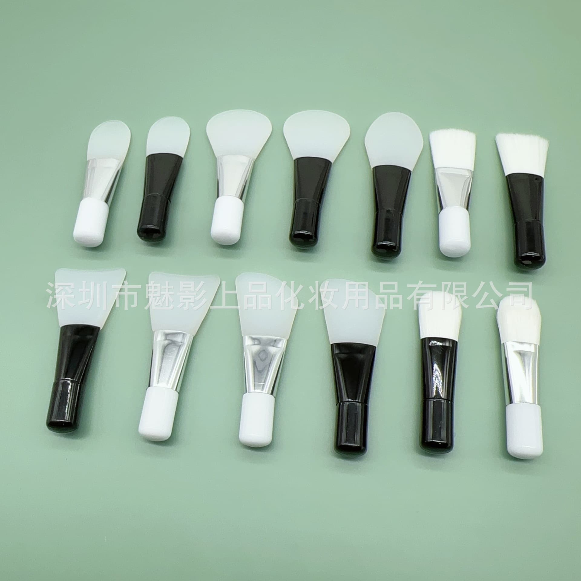 New product, new product ~ Fried chicken’s cute mini makeup brush set series, you can freely match the makeup brushes ~