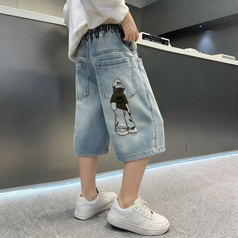 Boys' Shorts Denim Knee-Length Capri Pants Thin Style for Older Kids Summer Casual Loose Fit Trendy Cartoon