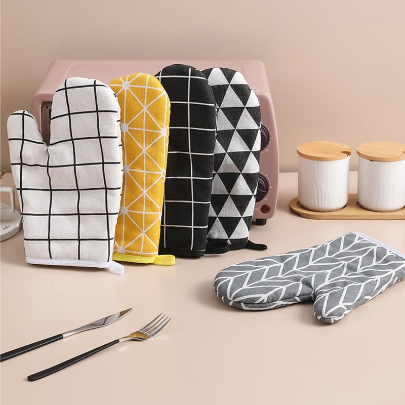 Microwave Oven Gloves, Heat-Resistant and High-Temperature Kitchen Insulated Gloves, Oven Gloves, Baking Gloves, Factory Direct Supply